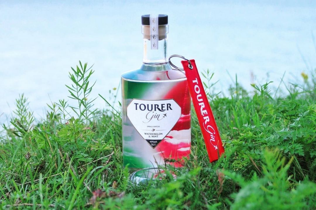 tourer_gin