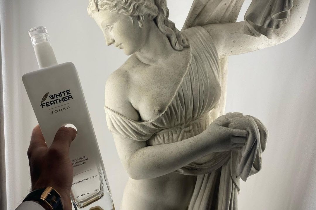 white_feather_vodka_louvre