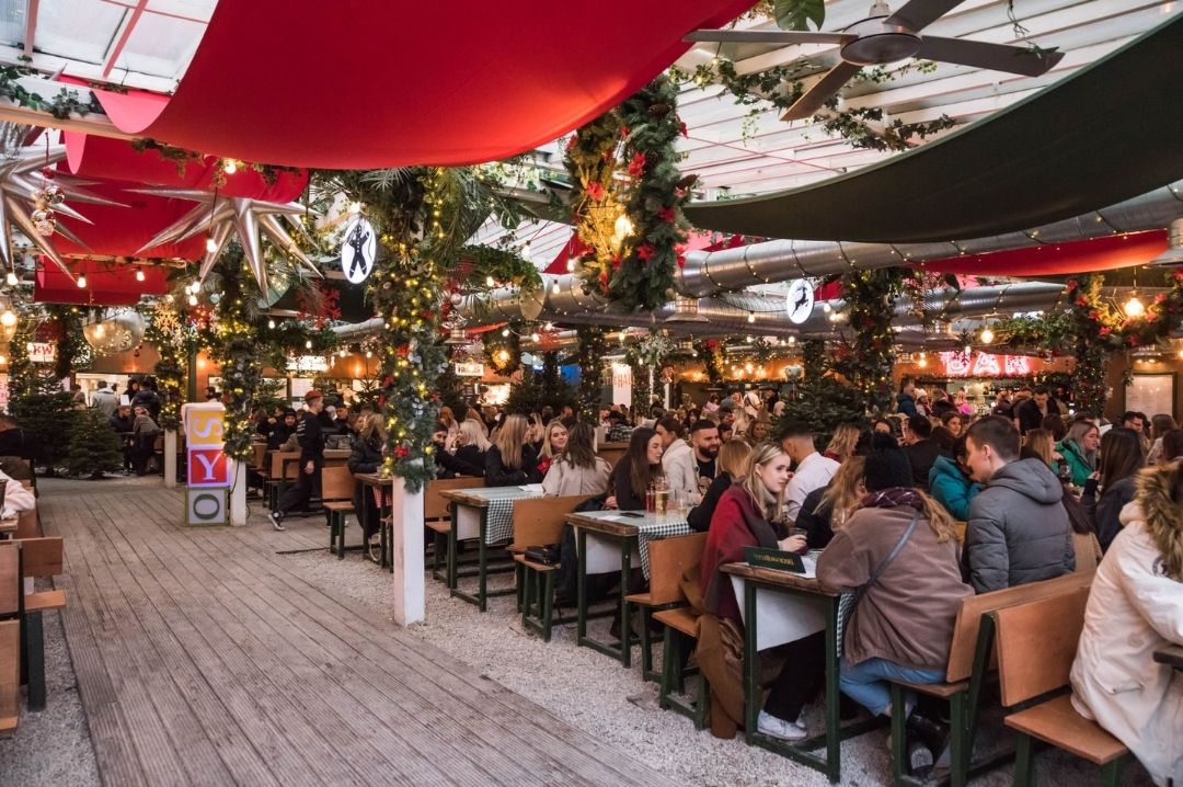 londonchristmasbars Deck the Halls