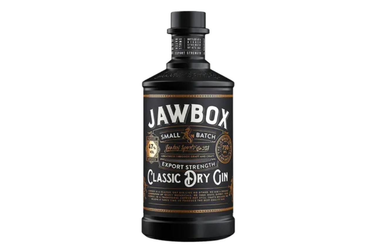Photo for: Jawbox Export Strength Gin wins 96 points at London Spirits Competition 2023
