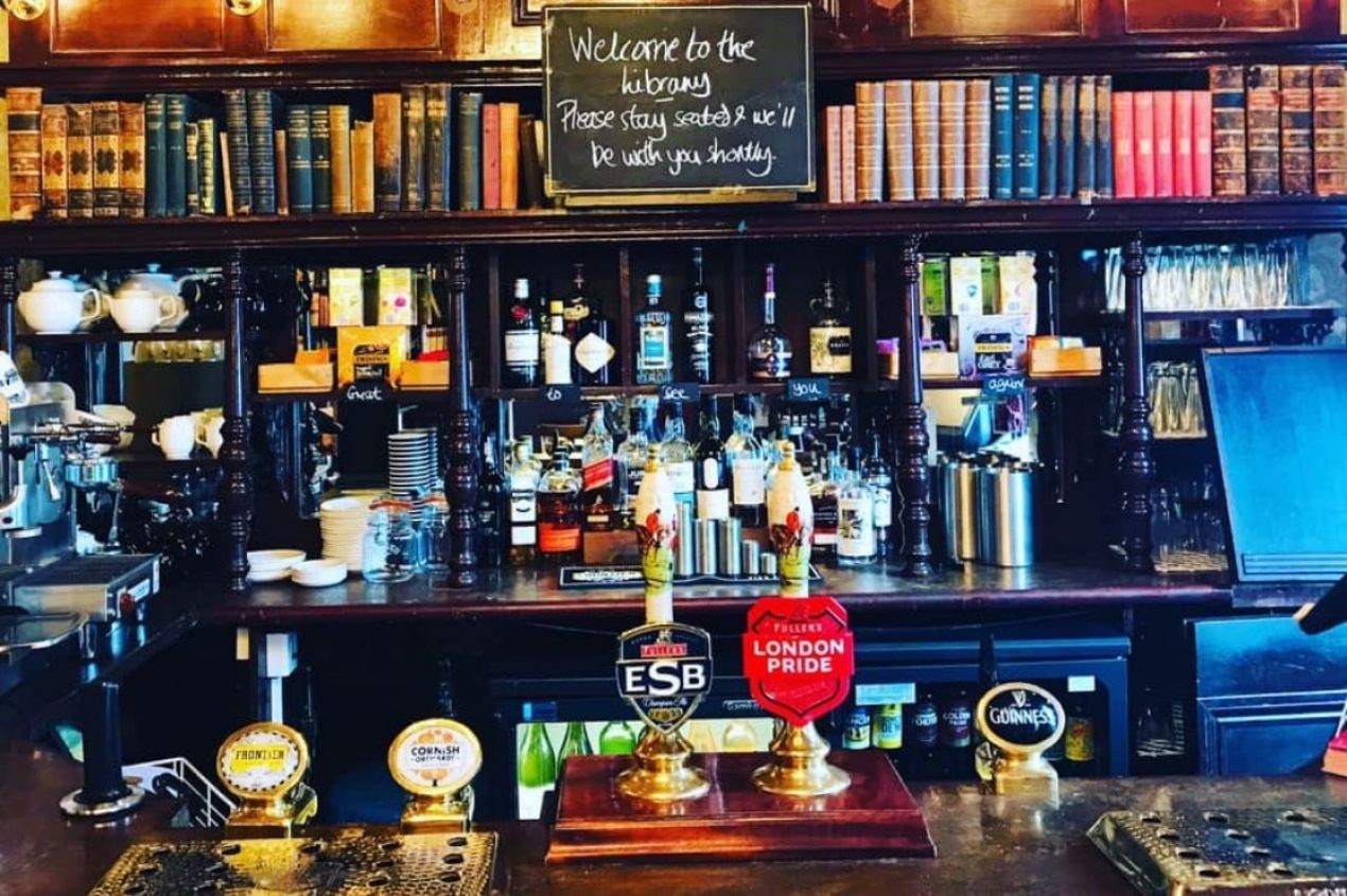 Photo for: The 7 historical pubs you must visit in London
