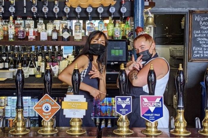 Photo for: Brewpubs in London that are open right now